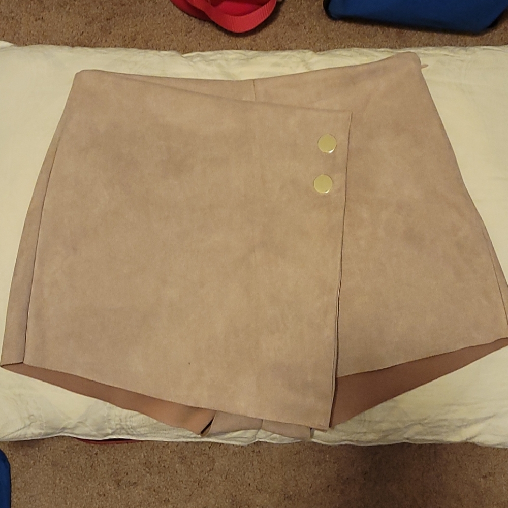 Charlotte Russe Skorts